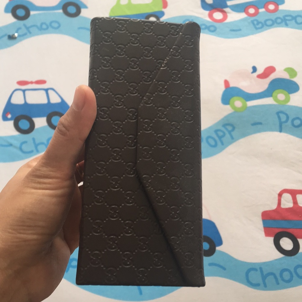Gucci sunglass case